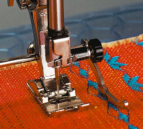 bernette 77 Sewing Machine
